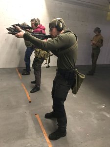 Combat Expert – puška, pistole